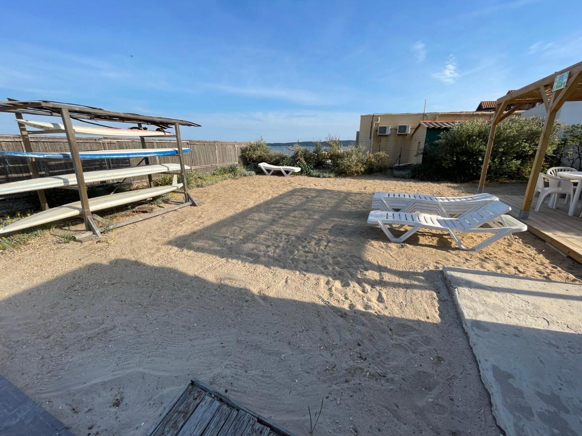 Le Club Des Cigales Apartment Hyeres Bagian luar foto